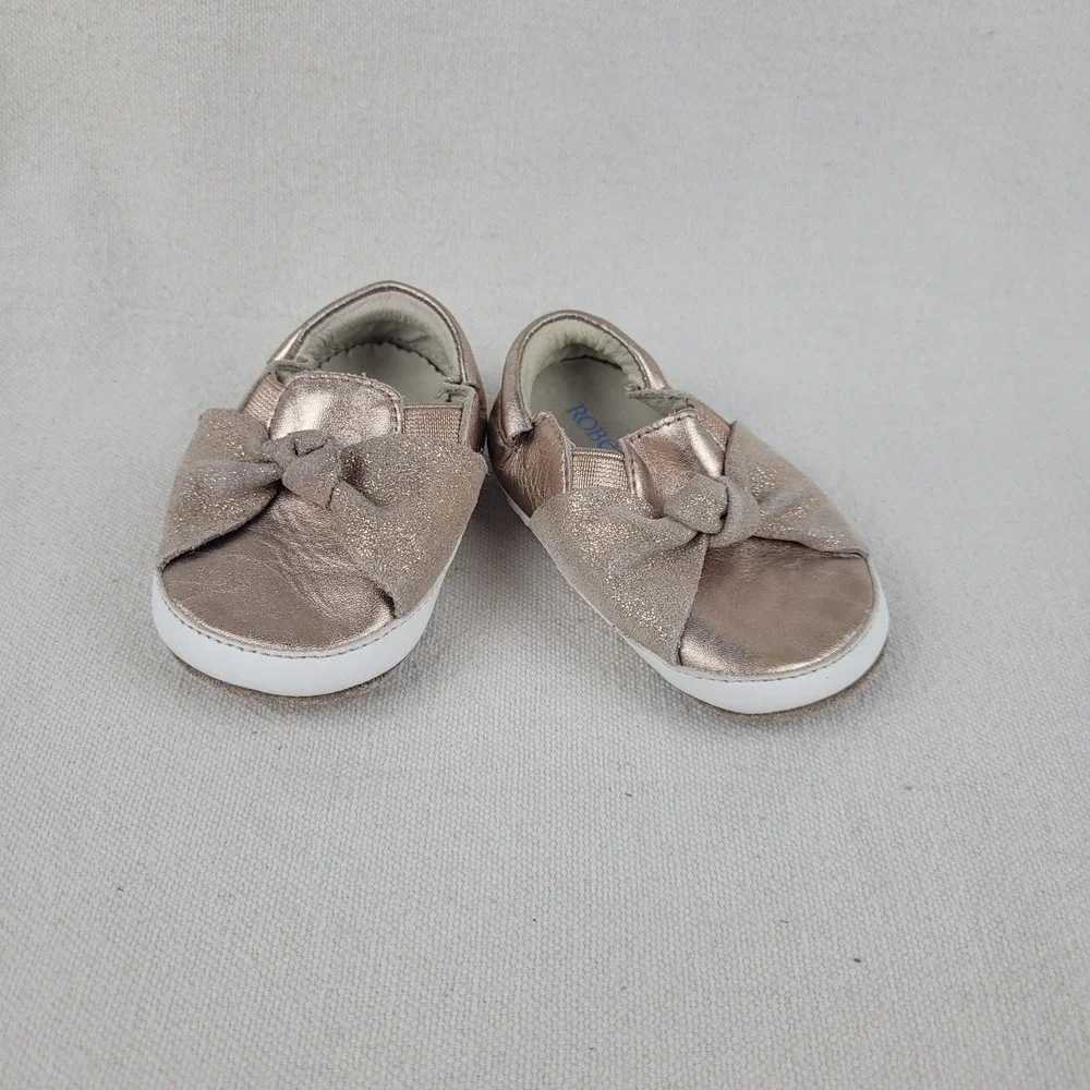 Robeez First Kicks Rose‎ Gold Metallic Bow Soft Sole Baby Shoes Size 9-12 Months